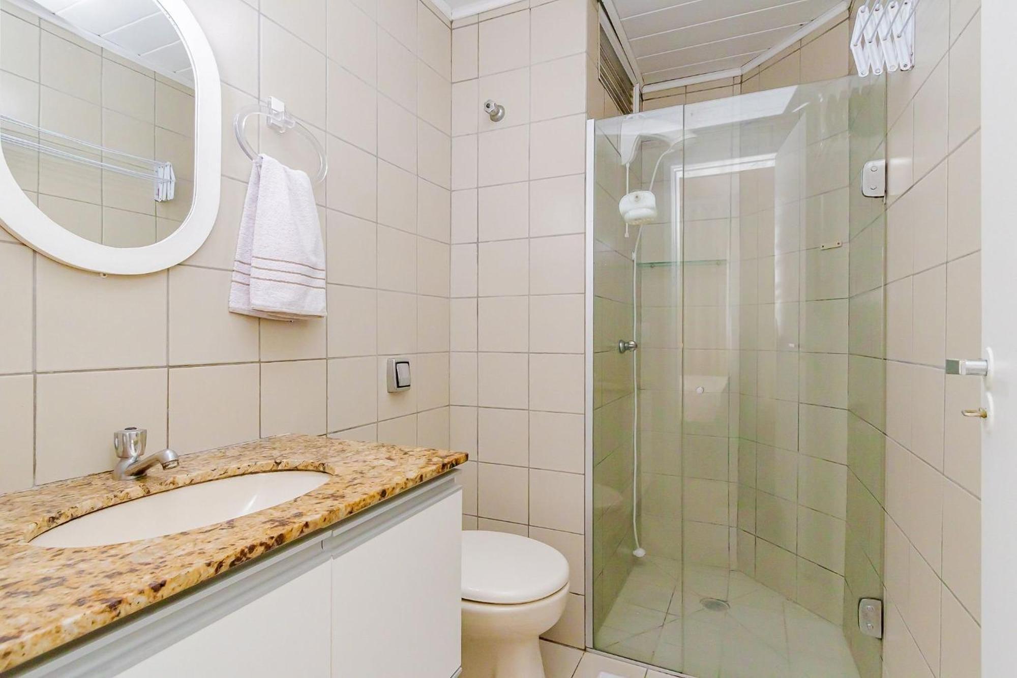 Predio Fantastico No Bairro Requisitado De * Curitiba